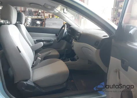 2009 Hyundai Accent Gs z USA, uszkodzony, nr VIN KMHCM36C99U129151